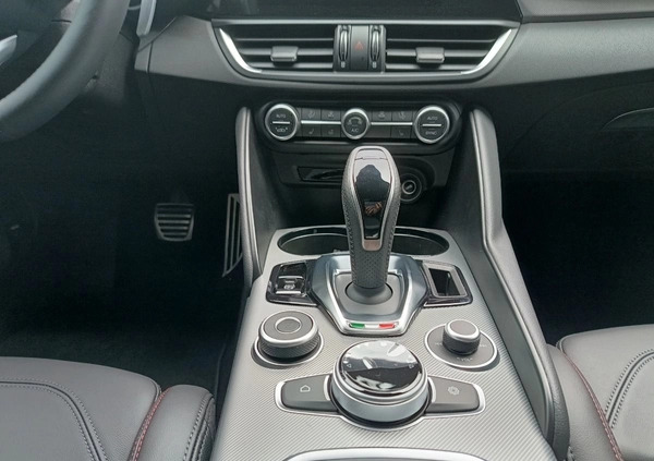 Alfa Romeo Giulia cena 229900 przebieg: 1, rok produkcji 2024 z Susz małe 232